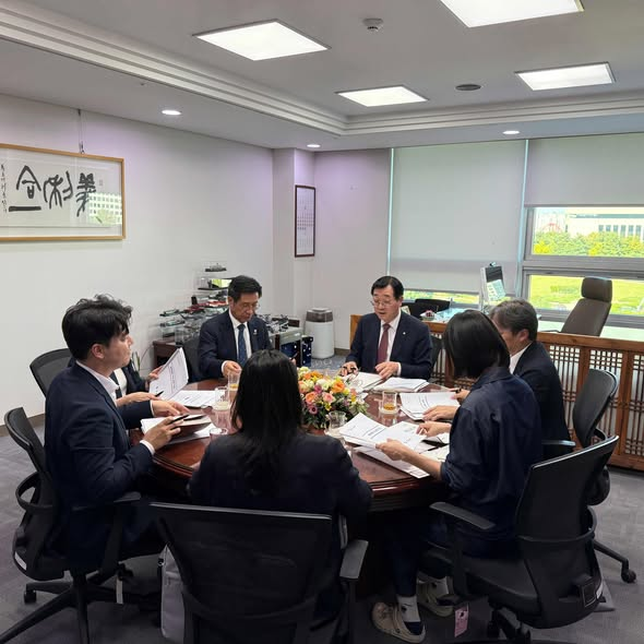 김해시, 국회 방문 내년도 국비 증액과 현안 해결 요청 공식 게시물 사진